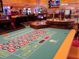 Account balance display and bet confirmation screen in togelup terbaru Crazy Time game
